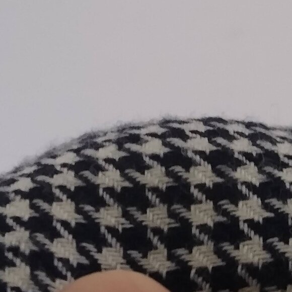 Talbots long Wool Skirt with back zipper, size 10 - Picture 9 of 15